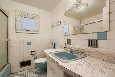 9413 Meadow Lane, Des Plaines, IL 60016 - Photo 12