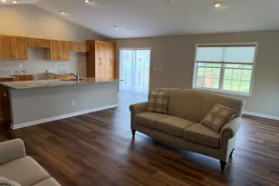 730 Keller Dr, Dixon, IL 61021 - Photo 6