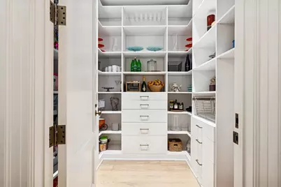 [Address not provided], Chicago, IL 60610 - Photo 24