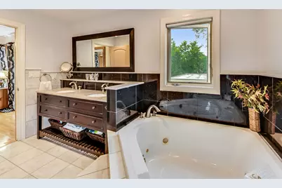 2609 Eisenhower Drive, Des Plaines, IL 60018 - Photo 26