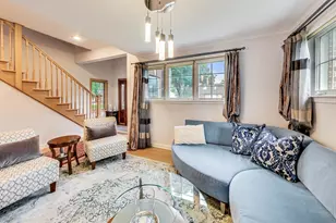 2609 Eisenhower Dr, Des Plaines, IL 60018 - Photo 6