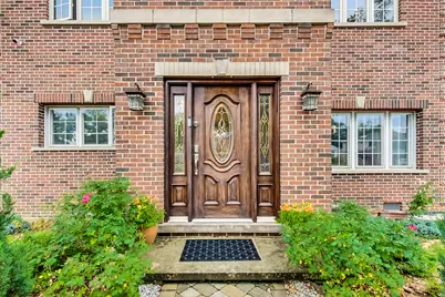 2609 Eisenhower Drive, Des Plaines, IL 60018 - Photo 1