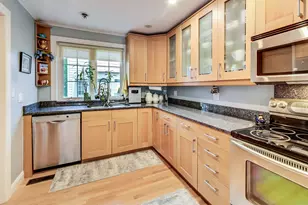 2609 Eisenhower Dr, Des Plaines, IL 60018 - Photo 12