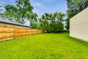 2609 Eisenhower Dr, Des Plaines, IL 60018 - Photo 48