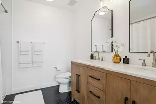 235 W Van Buren St, Chicago, IL 60607 - Photo 10