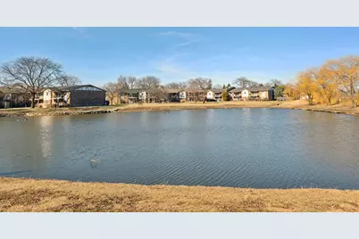 9S120 Lake Drive #201, Willowbrook, IL 60527 - Photo 16