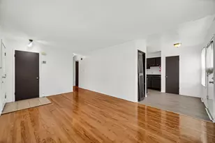 16300 Winchester Ave, Markham, IL 60426 - Photo 8