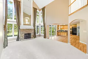 37W004 Ridgewood Dr, Saint Charles, IL 60175 - Photo 10