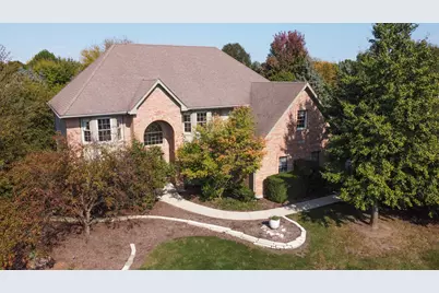 37W004 Ridgewood Drive, Saint Charles, IL 60175 - Photo 2