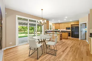 37W004 Ridgewood Dr, Saint Charles, IL 60175 - Photo 14