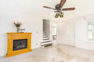 107 E Long St, Ohio, IL 61349 - Photo 10