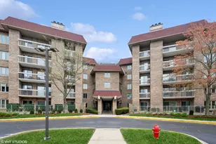 1250 Rudolph Rd, Northbrook, IL 60062 - Photo 1