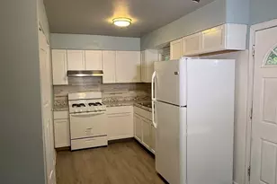 1309 N Channel Dr, Round Lake Beach, IL 60073 - Photo 8