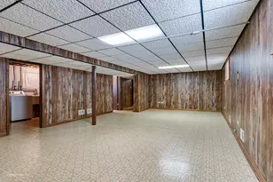 1225 Memorial Dr, Calumet City, IL 60409 - Photo 16