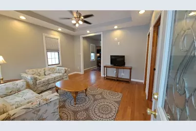 122 Portland Avenue, Oglesby, IL 61348 - Photo 4