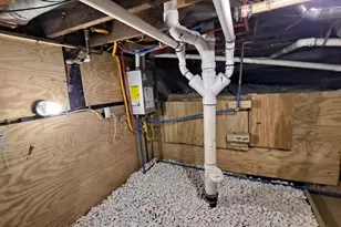 122 Portland Ave, Oglesby, IL 61348 - Photo 24