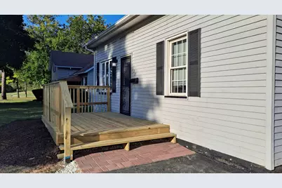 122 Portland Avenue, Oglesby, IL 61348 - Photo 2