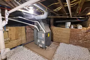 122 Portland Ave, Oglesby, IL 61348 - Photo 22