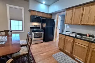 122 Portland Ave, Oglesby, IL 61348 - Photo 10