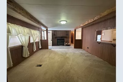 107 E South Street, Mansfield, IL 61854 - Photo 4