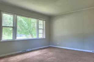 1808 13th St, Winthrop Harbor, IL 60096 - Photo 2