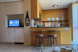 1555 N Dearborn Pkwy, Chicago, IL 60610 - Photo 8