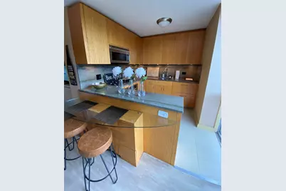 1555 N Dearborn Parkway #4c, Chicago, IL 60610 - Photo 2