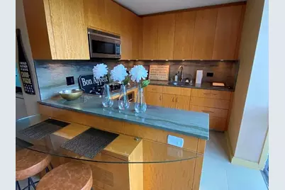 1555 N Dearborn Parkway #4c, Chicago, IL 60610 - Photo 4