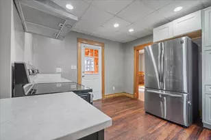 209 N 7th St, Fairbury, IL 61739 - Photo 12