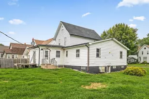 305 Holcomb Ave, Milledgeville, IL 61051 - Photo 8