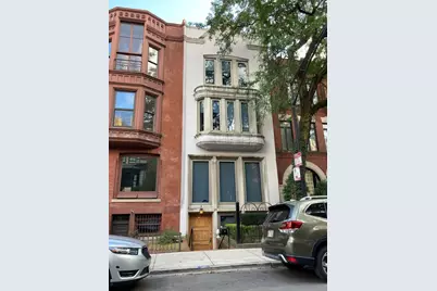 29 E Scott Street, Chicago, IL 60610 - Photo 1