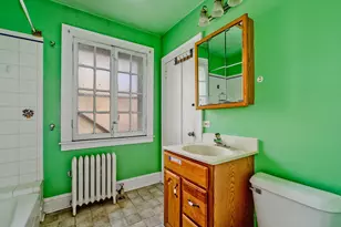 6457 N Bell Ave, Chicago, IL 60645 - Photo 12