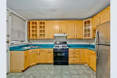 6457 N Bell Avenue #2, Chicago, IL 60645 - Photo 8