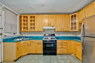 6457 N Bell Ave, Chicago, IL 60645 - Photo 8