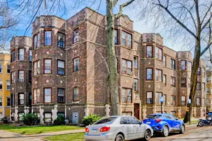 6457 N Bell Ave, Chicago, IL 60645 - Photo 2