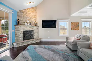 1230 Eagle Bluff Dr, Bourbonnais, IL 60914 - Photo 6