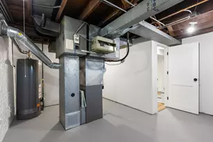 8464 Gross Point Rd, Skokie, IL 60077 - Photo 28