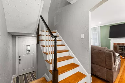 8464 Gross Point Road, Skokie, IL 60077 - Photo 14