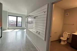 1025 W Addison St, Chicago, IL 60613 - Photo 24