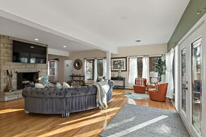 18104 Park Avenue, Homewood, IL 60430 - Photo 2