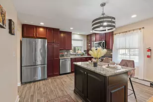 18104 Park Ave, Homewood, IL 60430 - Photo 8