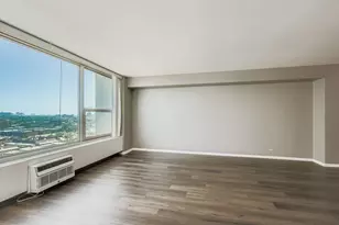 3600 N Lake Shore Dr, Chicago, IL 60613 - Photo 8