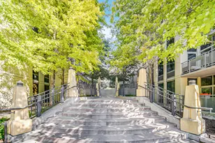 720 N Larrabee St, Chicago, IL 60654 - Photo 24