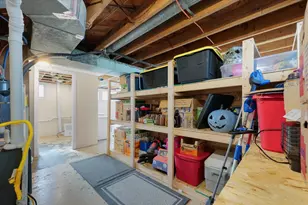 211 Edgebrook Dr, Champaign, IL 61820 - Photo 20