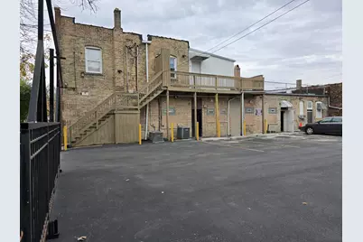 3034-3042 W Montrose Avenue, Chicago, IL 60618 - Photo 4