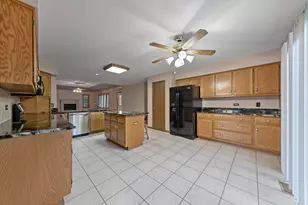 24900 S Sycamore St, Elwood, IL 60421 - Photo 4