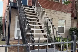 649 W Division St, Chicago, IL 60610 - Photo 1