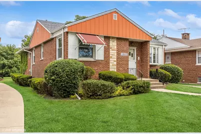 1803 Balmoral Avenue, Westchester, IL 60154 - Photo 2