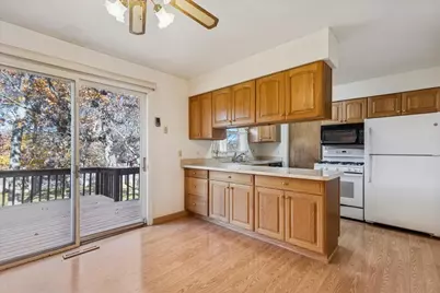 8518 Coral Road, Wonder Lake, IL 60097 - Photo 6