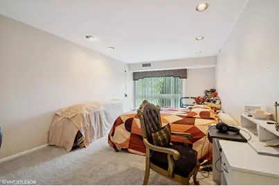 600 Naples Court #107, Glenview, IL 60025 - Photo 8